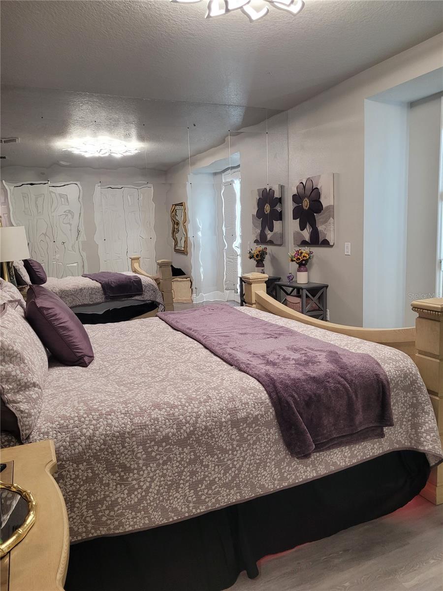 CALIENTE - Residential