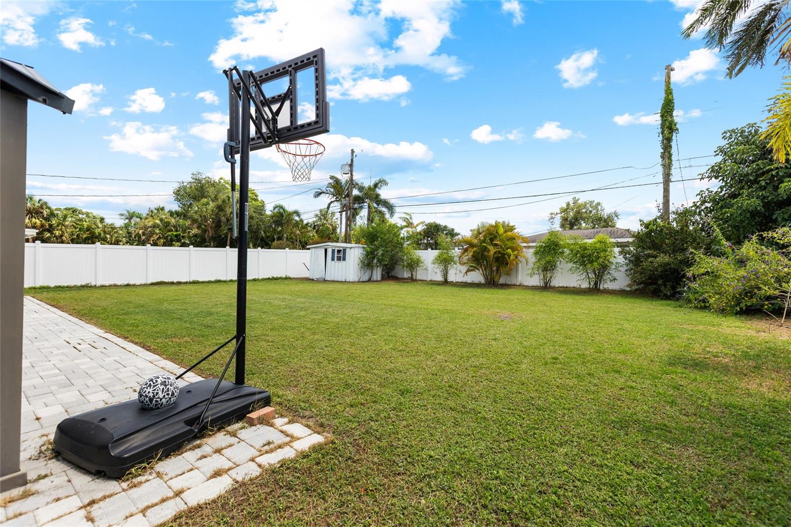 NORTH EAST PARK SHORES - Residential