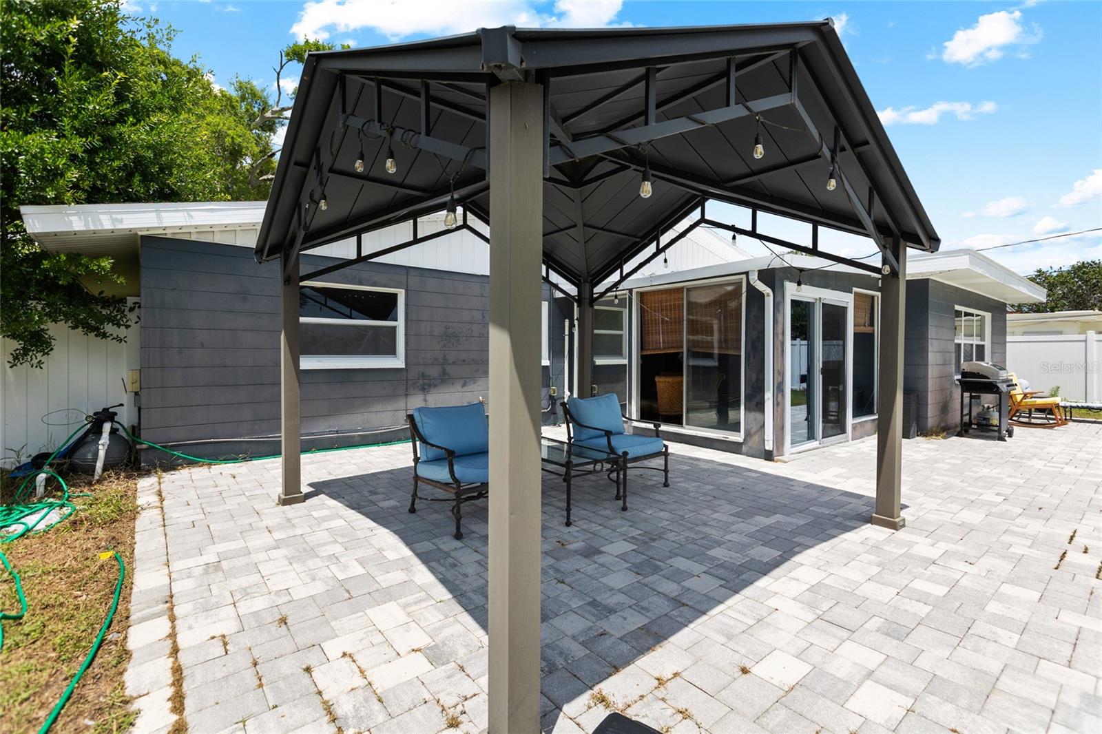 NORTH EAST PARK SHORES - Residential