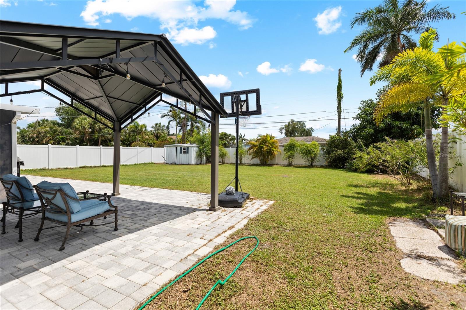 NORTH EAST PARK SHORES - Residential