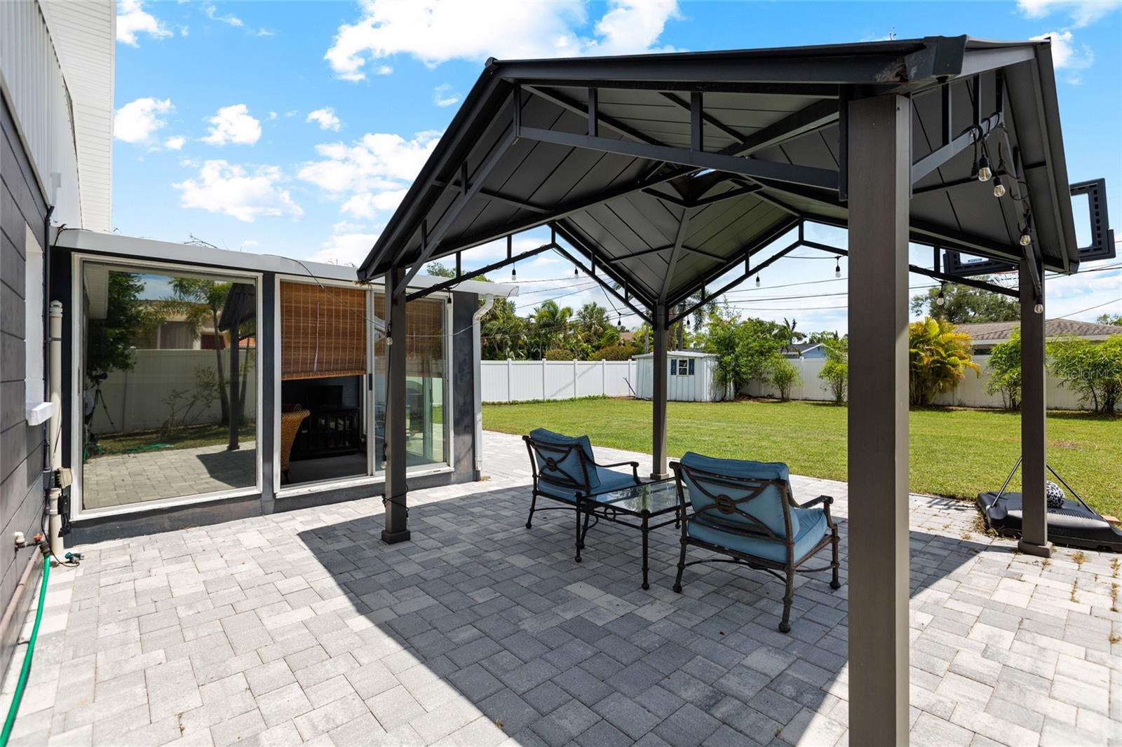NORTH EAST PARK SHORES - Residential