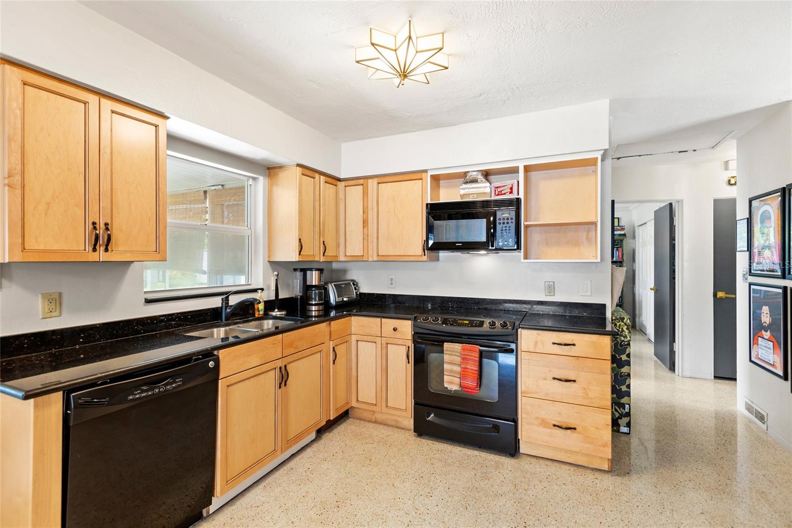 NORTH EAST PARK SHORES - Residential