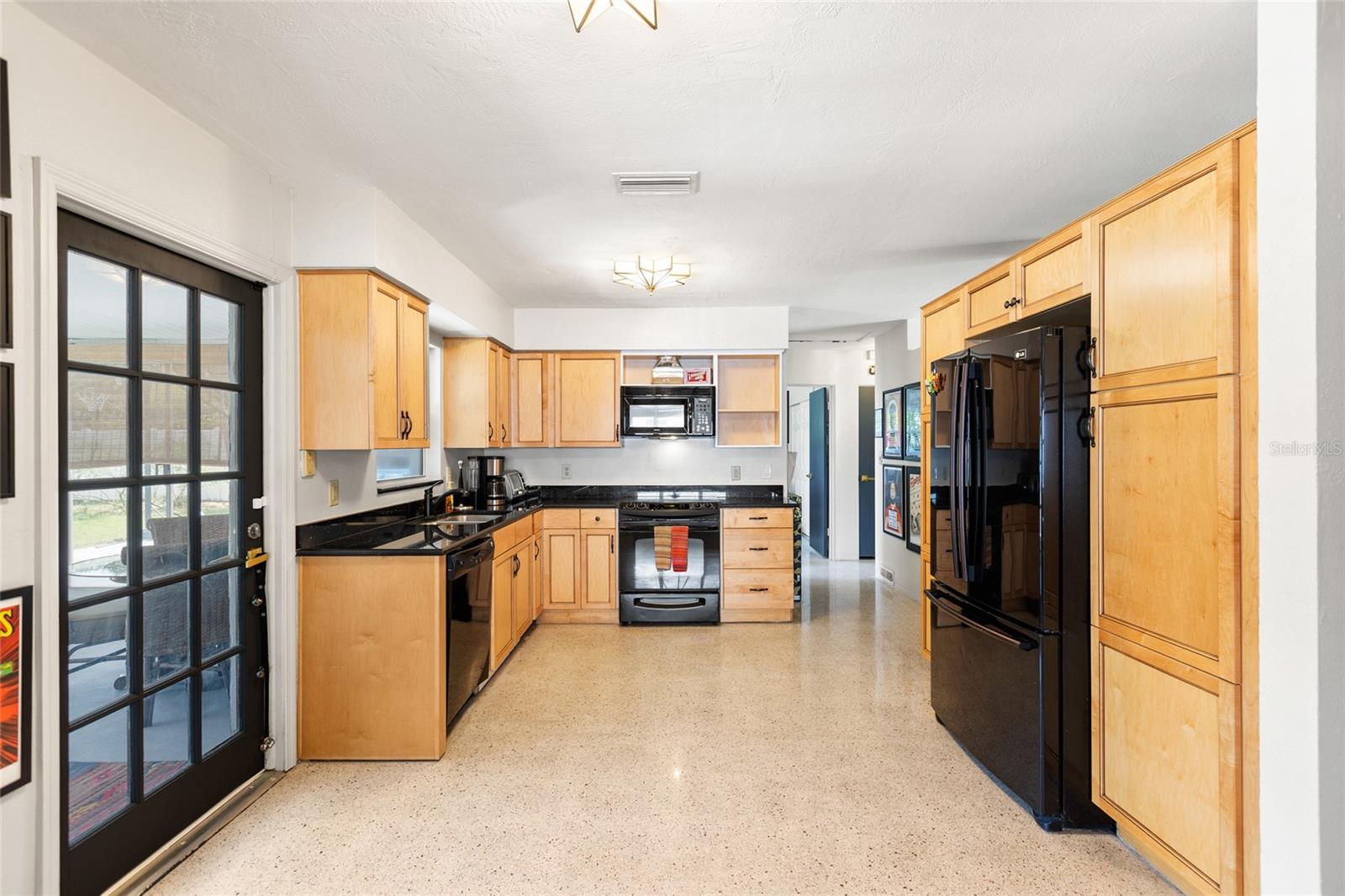 NORTH EAST PARK SHORES - Residential