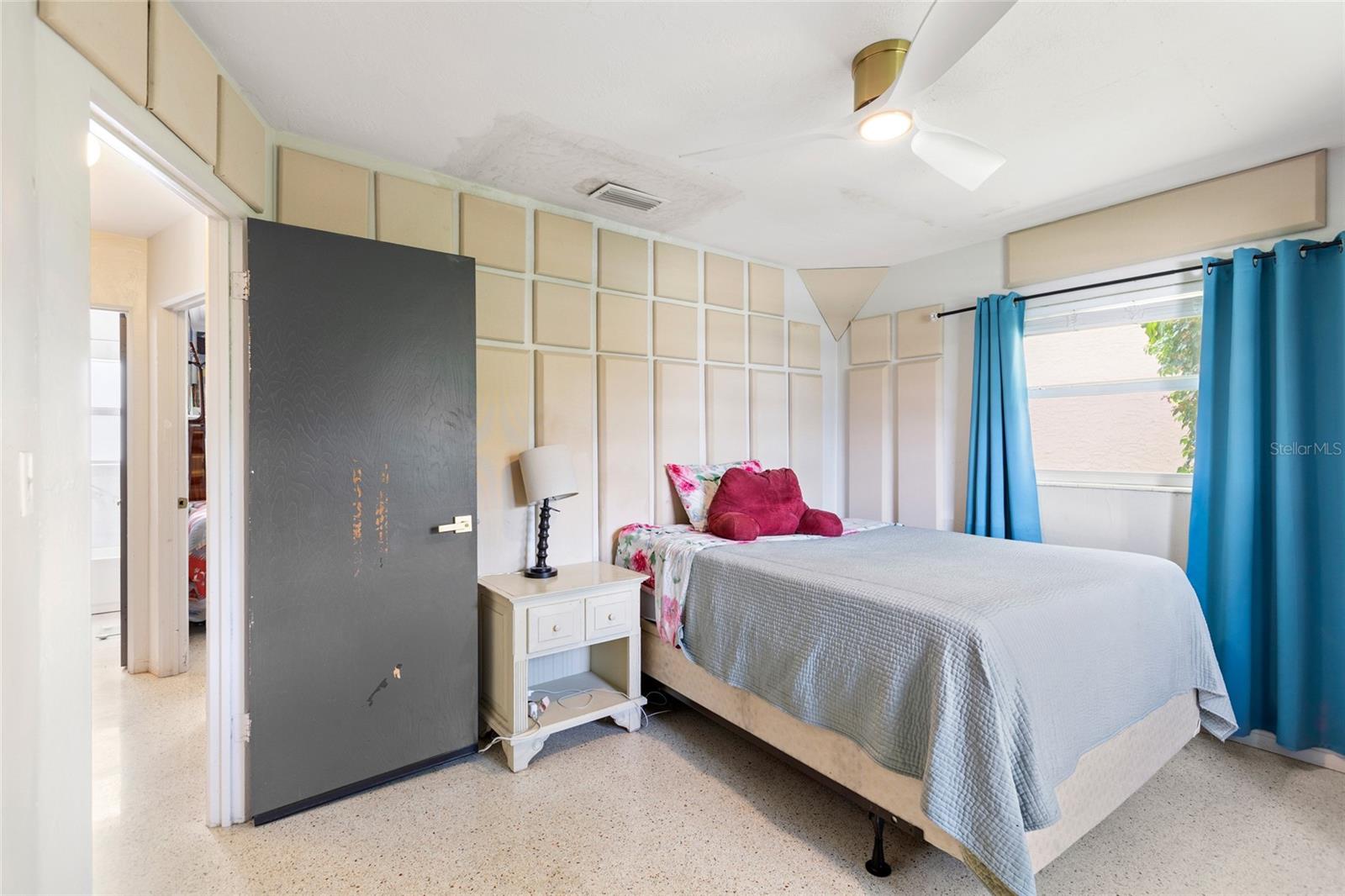 NORTH EAST PARK SHORES - Residential