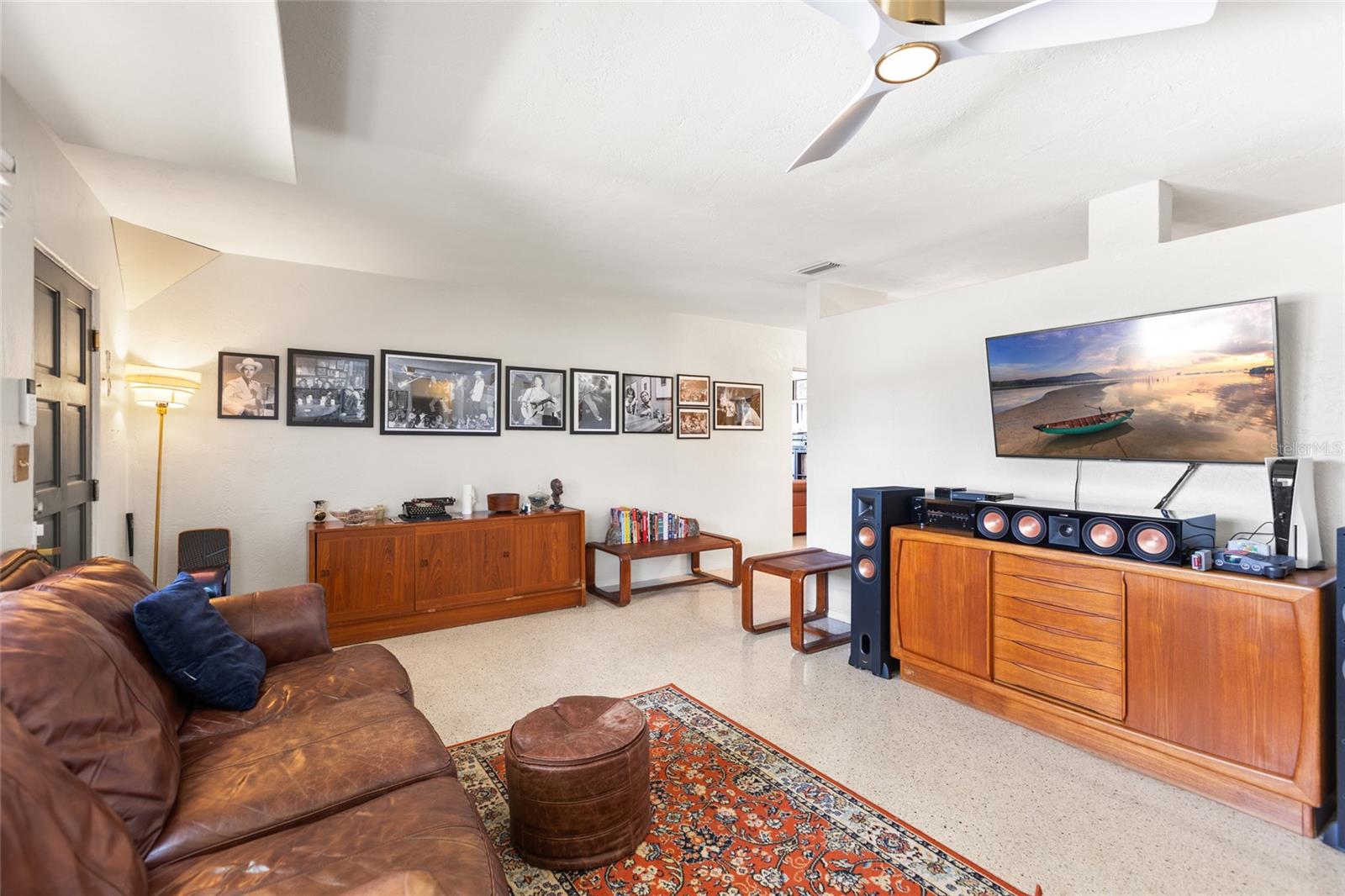 NORTH EAST PARK SHORES - Residential
