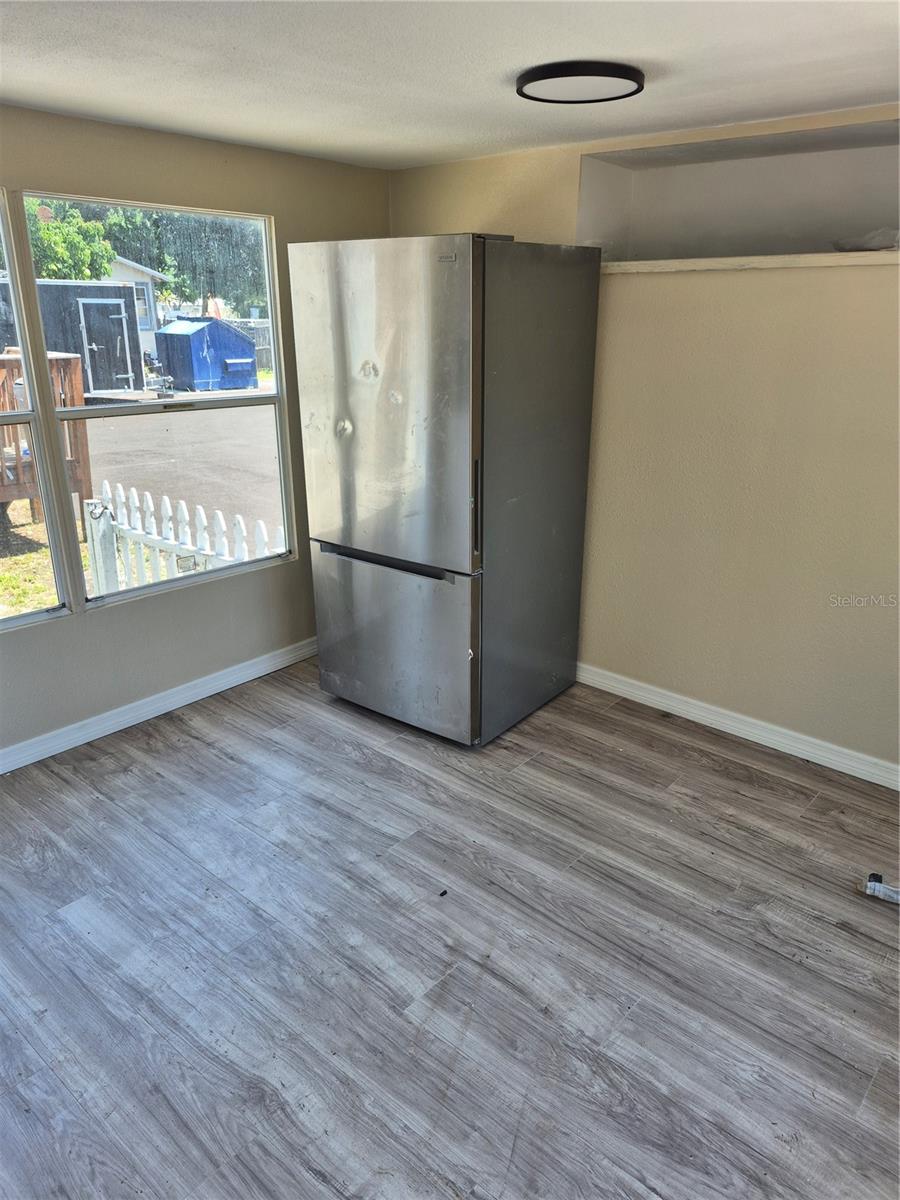 ROMEO HEIGHTS - Residential Lease