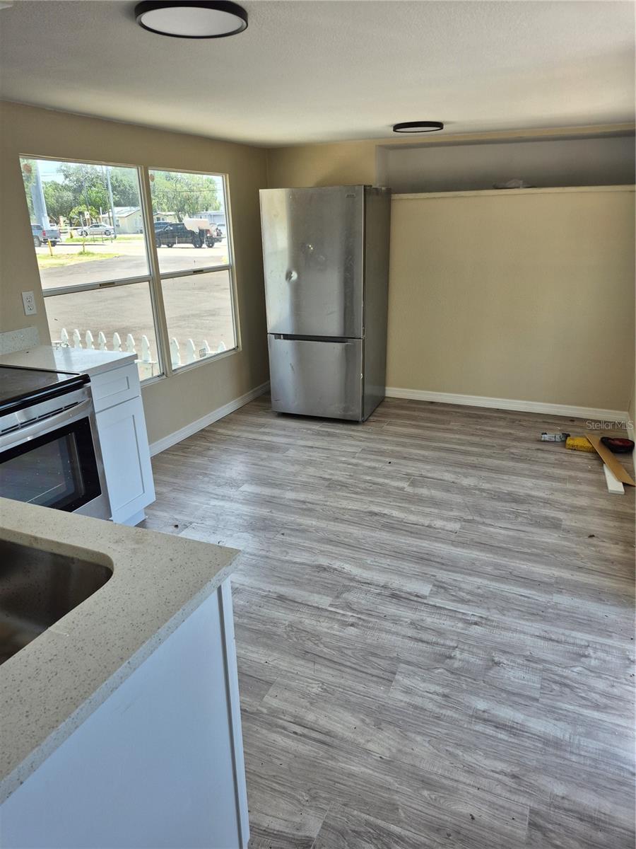 ROMEO HEIGHTS - Residential Lease