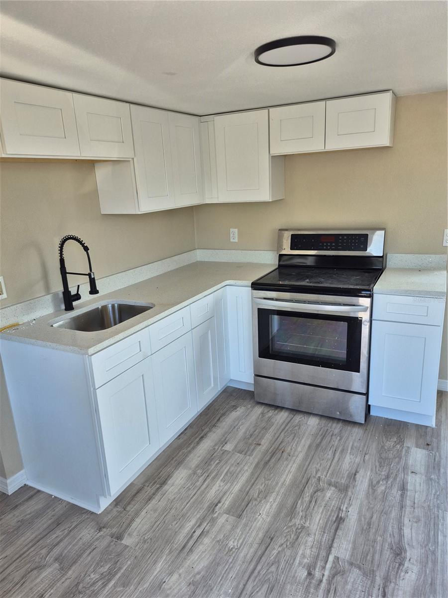 ROMEO HEIGHTS - Residential Lease