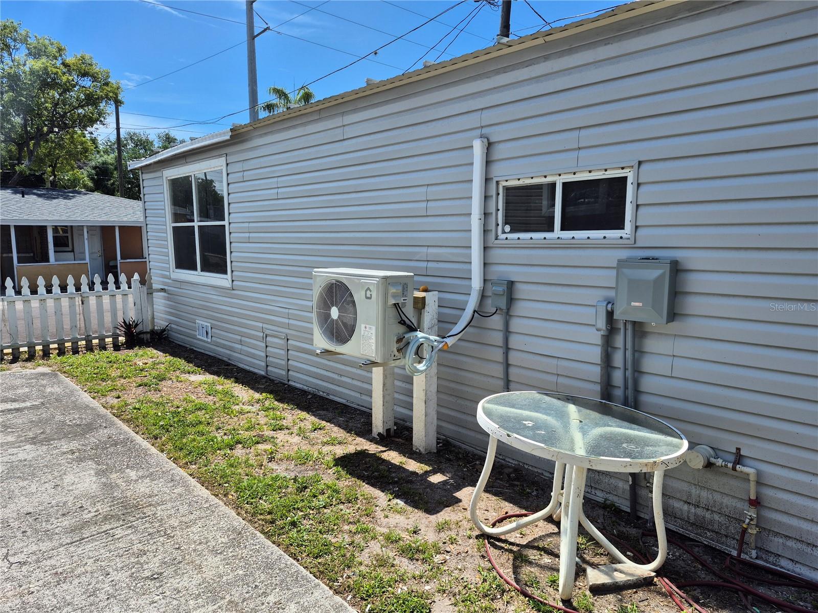 ROMEO HEIGHTS - Residential Lease