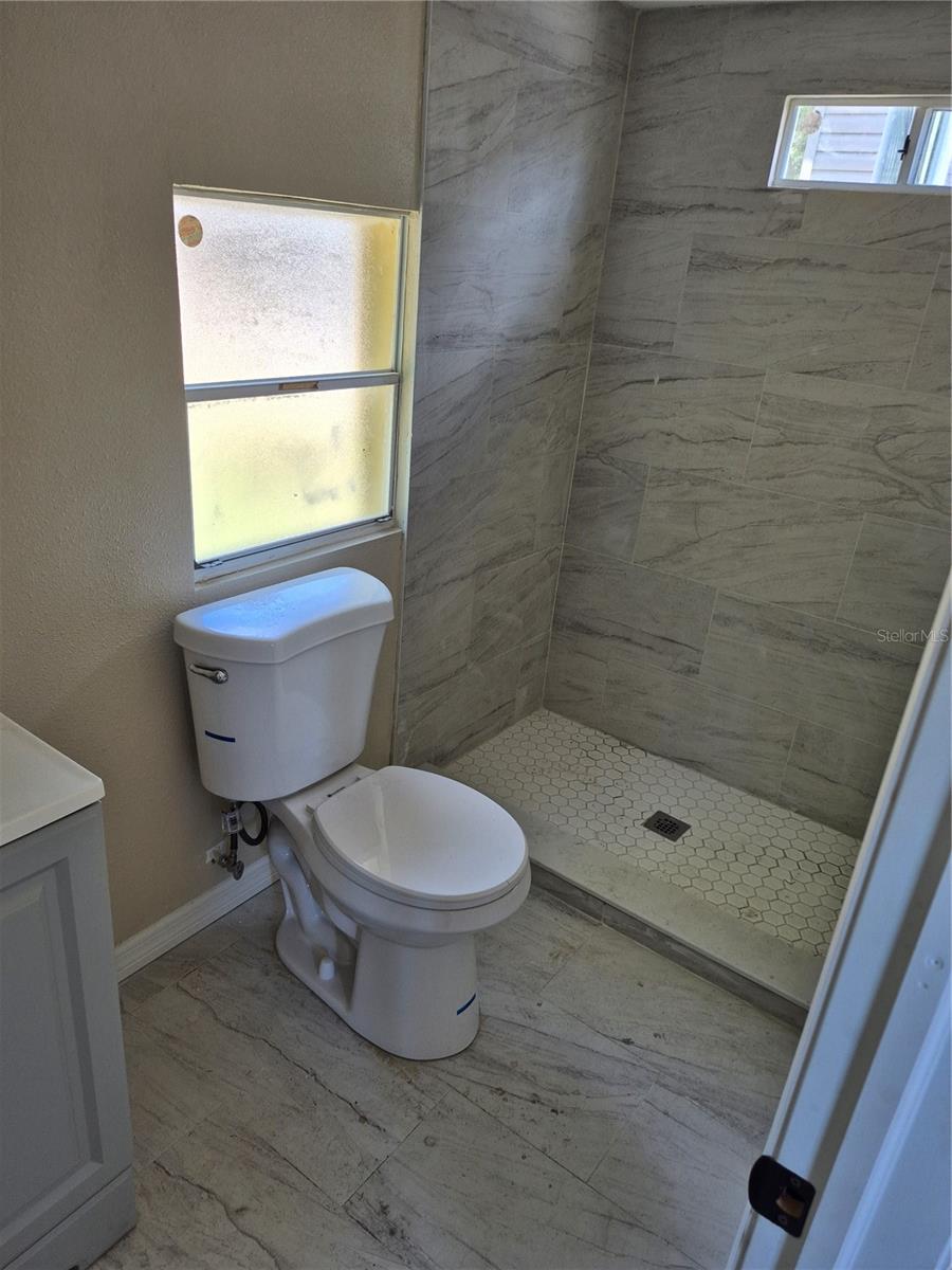 ROMEO HEIGHTS - Residential Lease