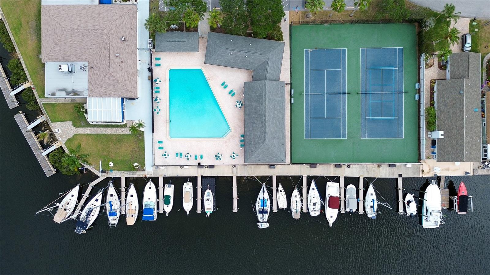 GULF HARBORS WOODLANDS - Residential