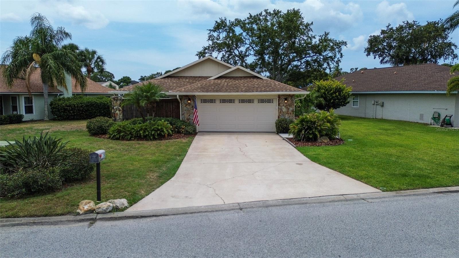 GULF HARBORS WOODLANDS - Residential