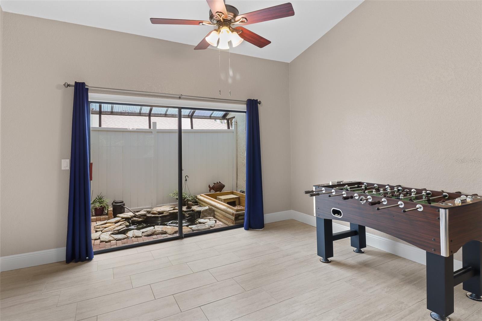 GULF HARBORS WOODLANDS - Residential