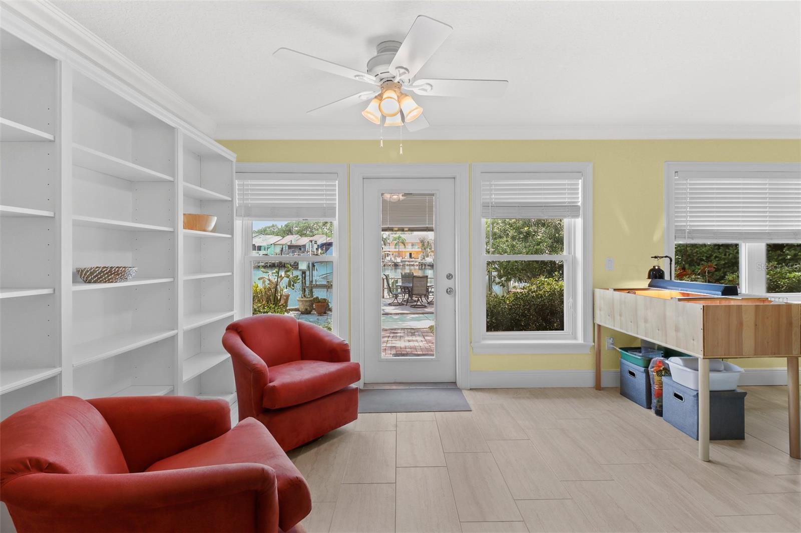 GULF HARBORS WOODLANDS - Residential