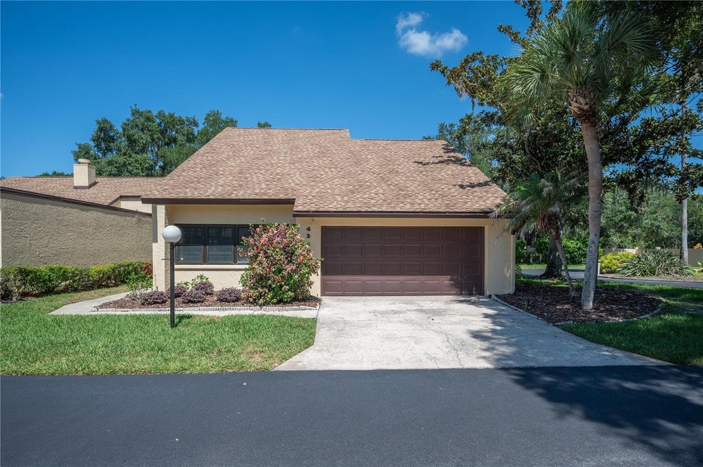 Photo of 4370 Creekwood Lane, Mulberry, FL 33860 (MLS # L4962966)