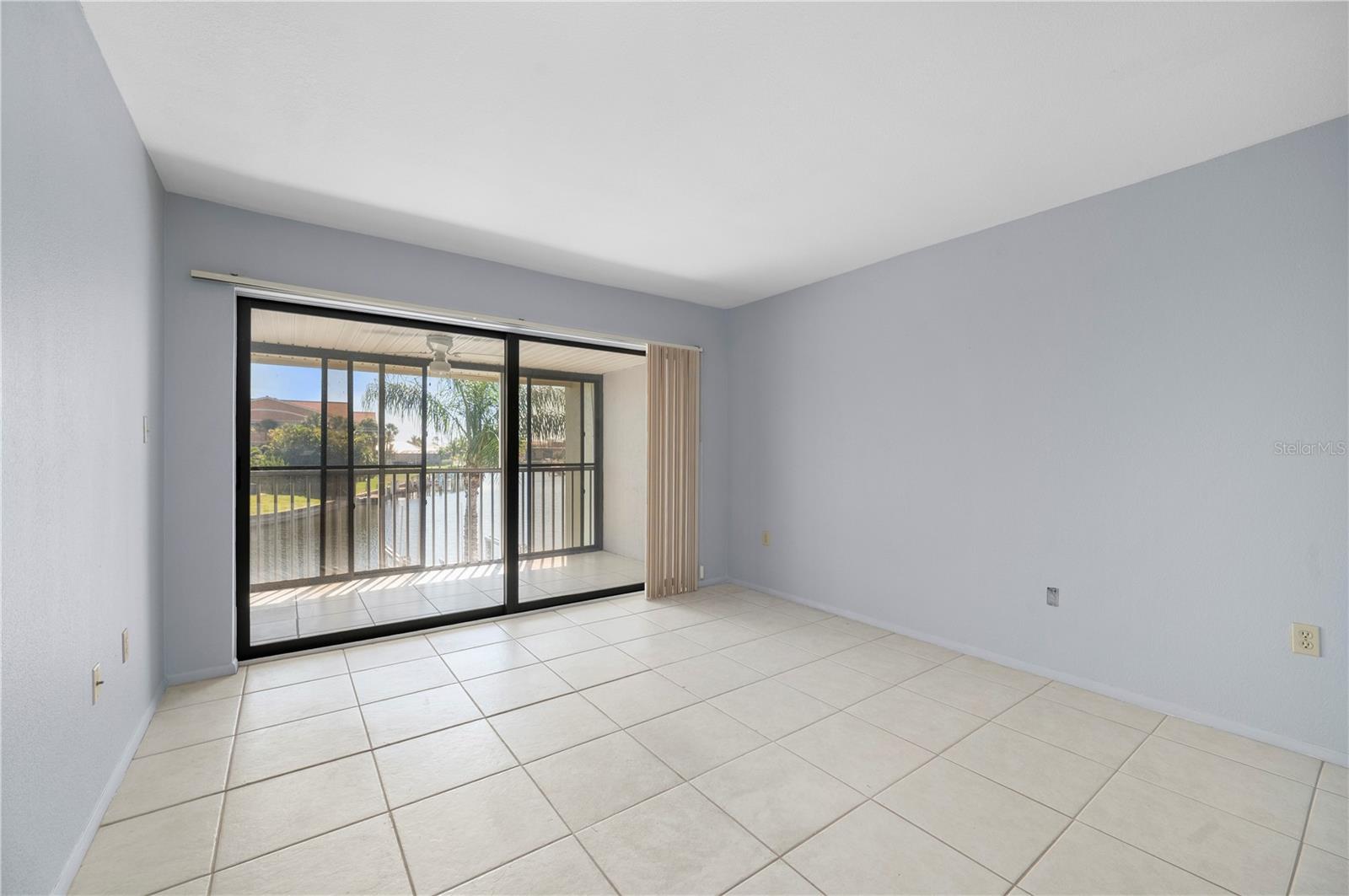 GOLDEN SANDS - Residential