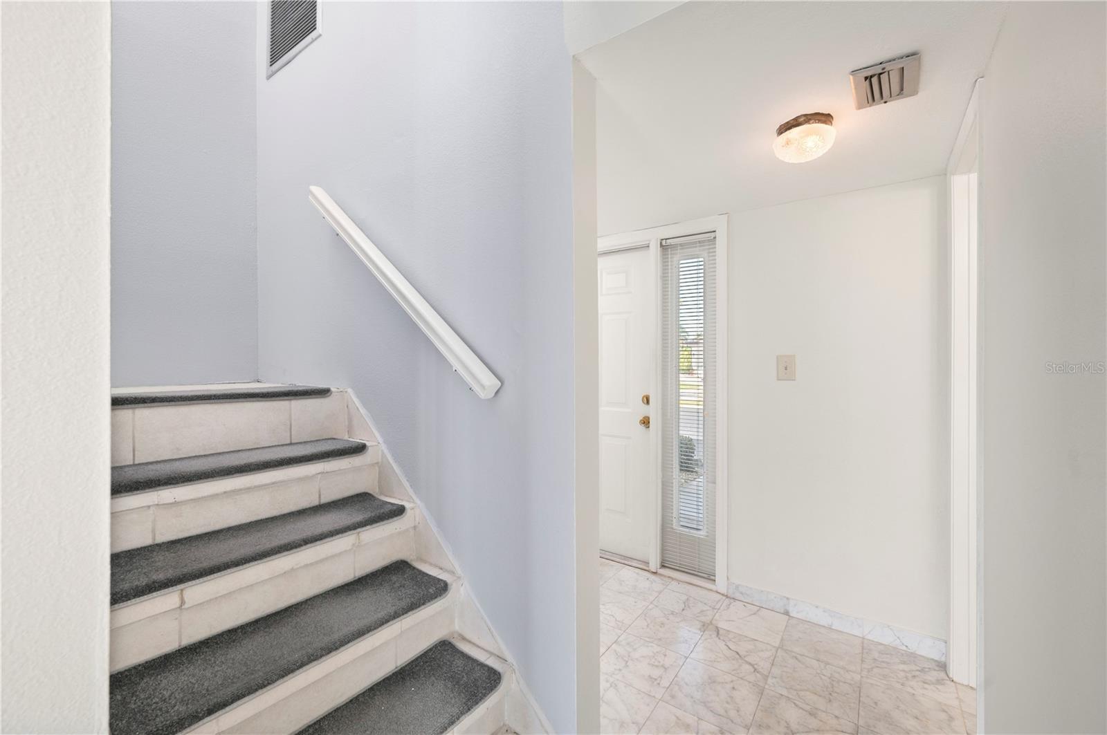 GOLDEN SANDS - Residential