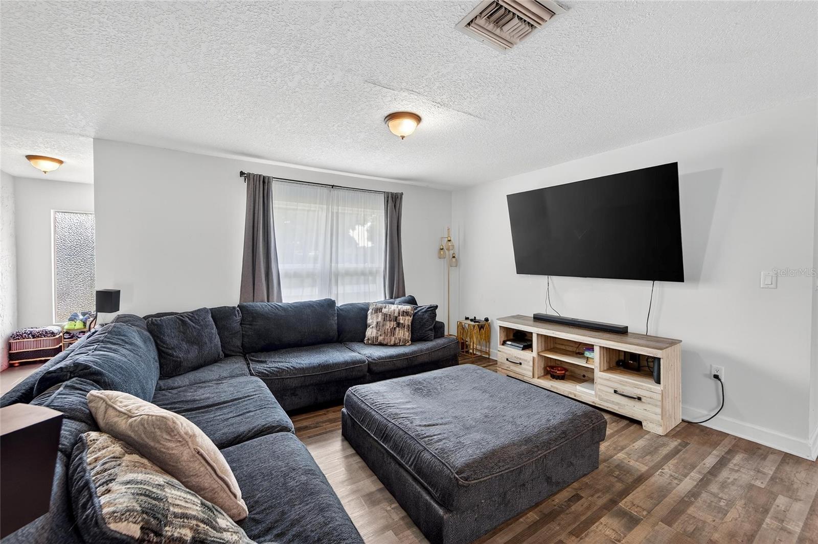 1804 ORANGE HILL DRIVE