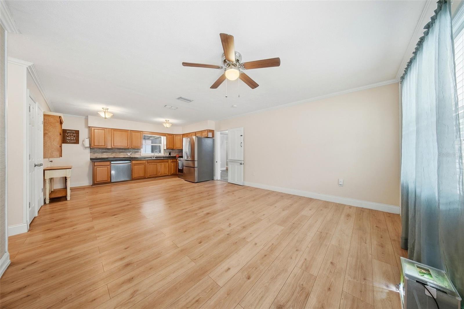 9403 OAK RIDGE AVENUE