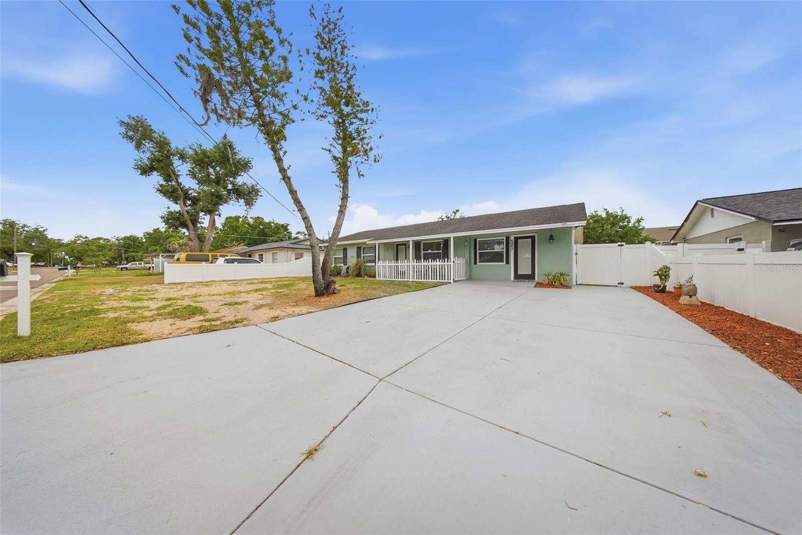 9403 OAK RIDGE AVENUE