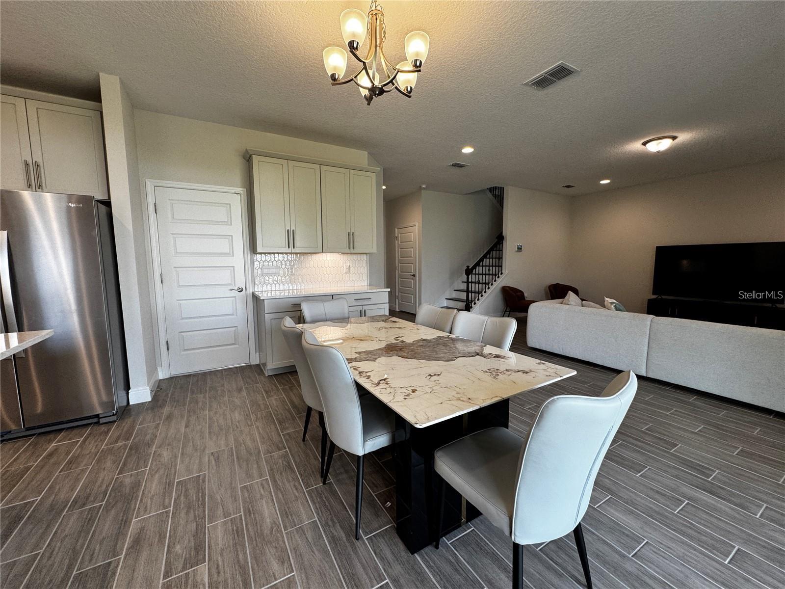 WATERLEIGH PH 4B & 4C - Residential Lease