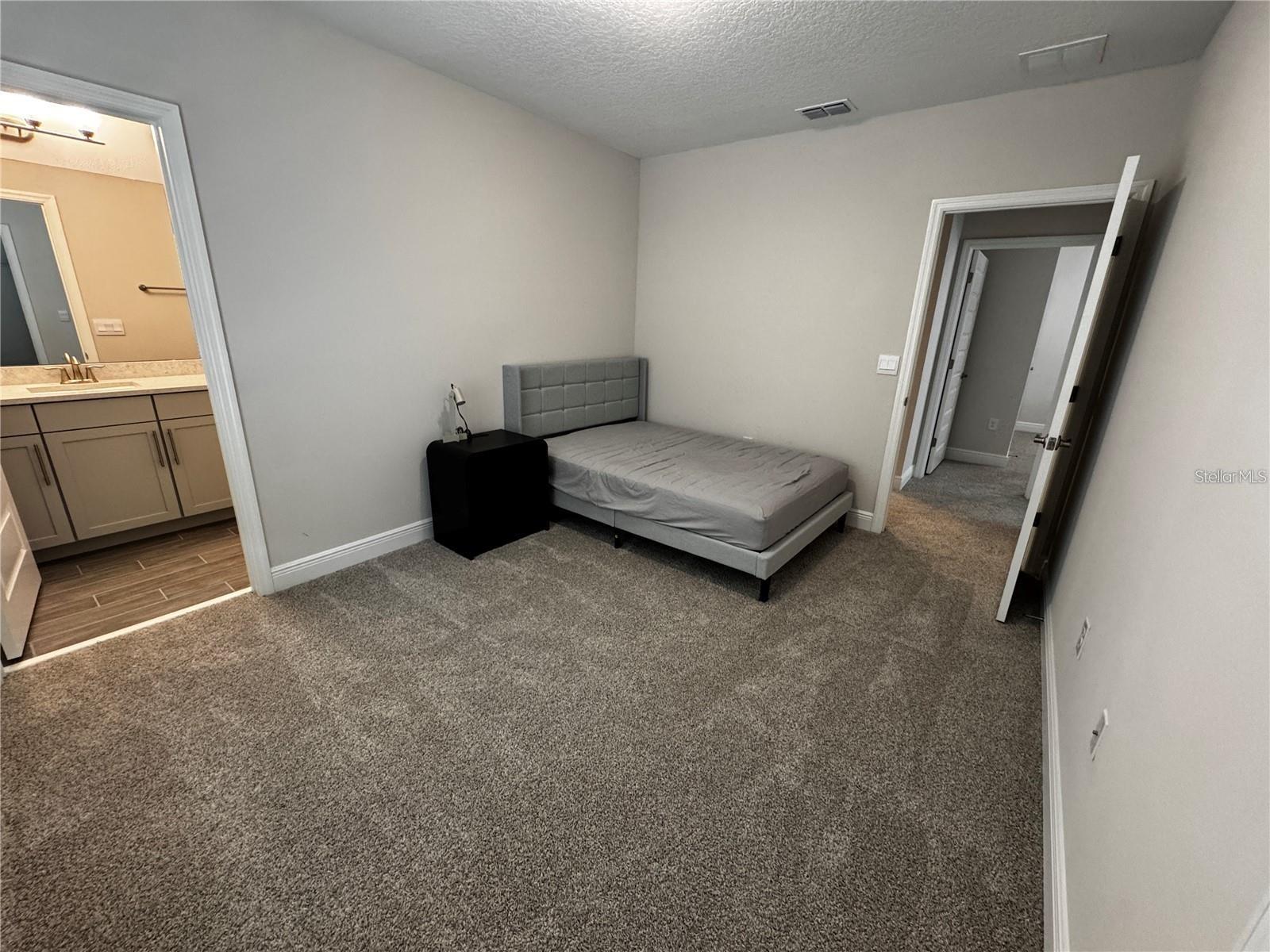 WATERLEIGH PH 4B & 4C - Residential Lease