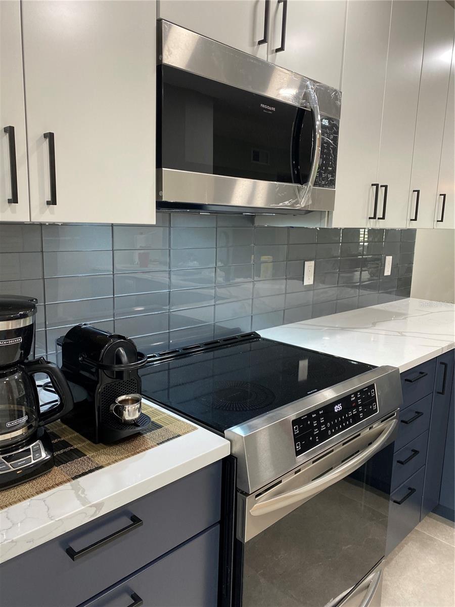 PELICAN COVE XI - Residential Lease