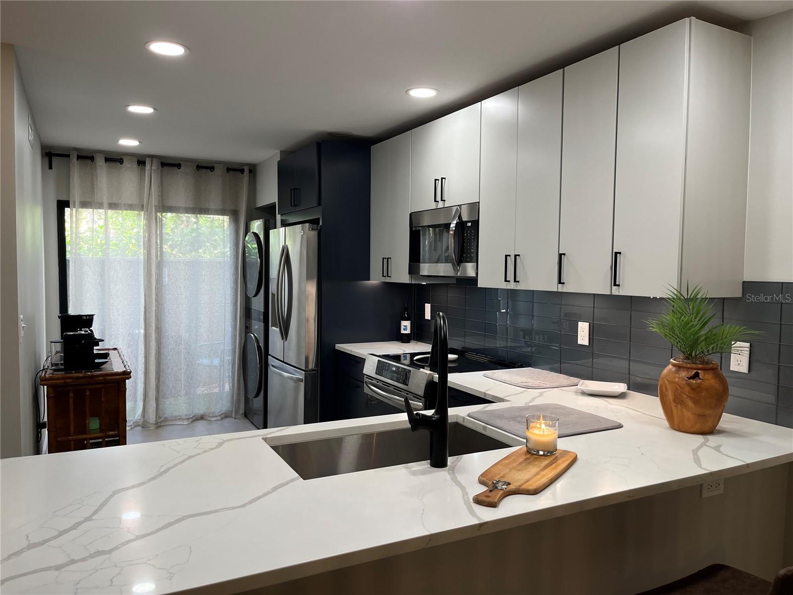 PELICAN COVE XI - Residential Lease