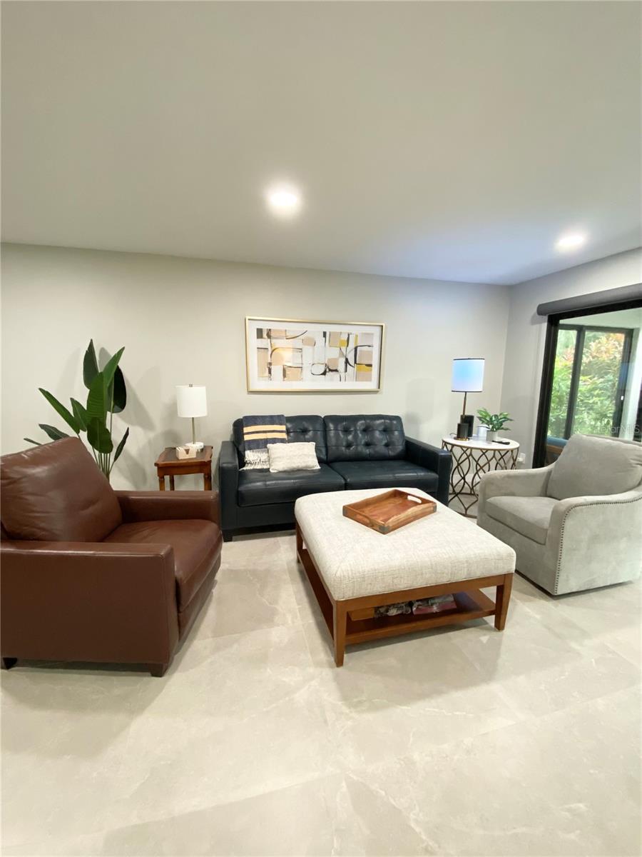 PELICAN COVE XI - Residential Lease