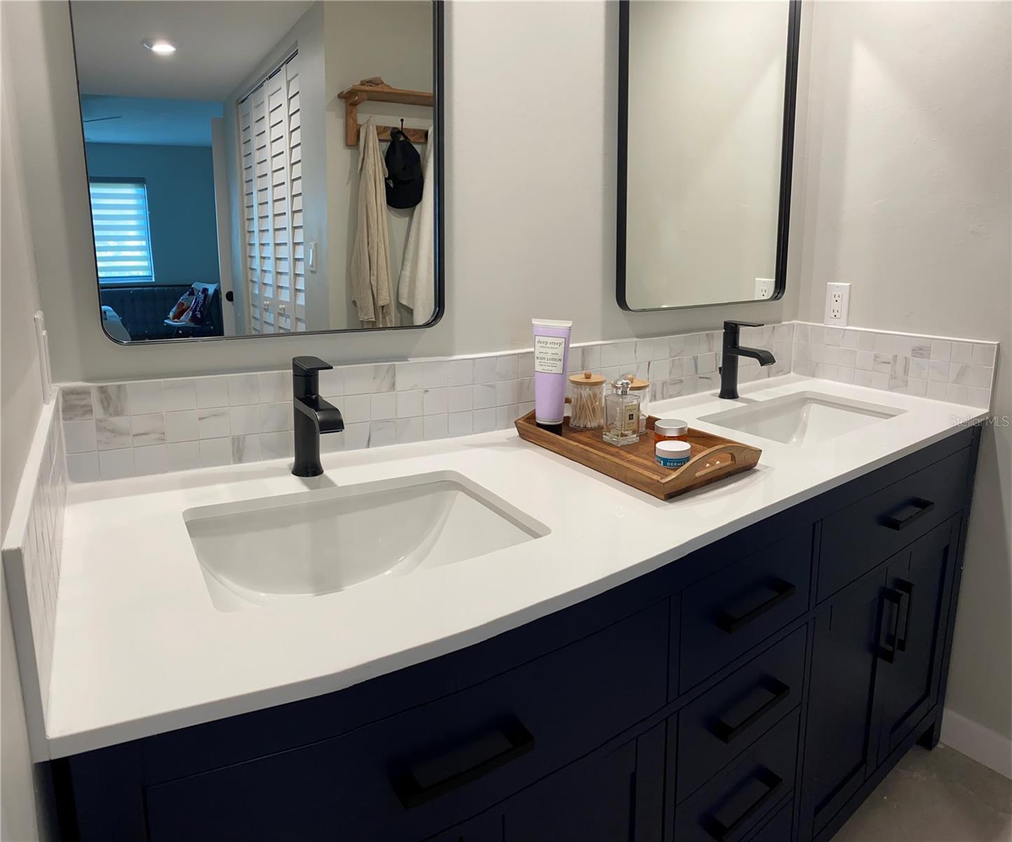 PELICAN COVE XI - Residential Lease