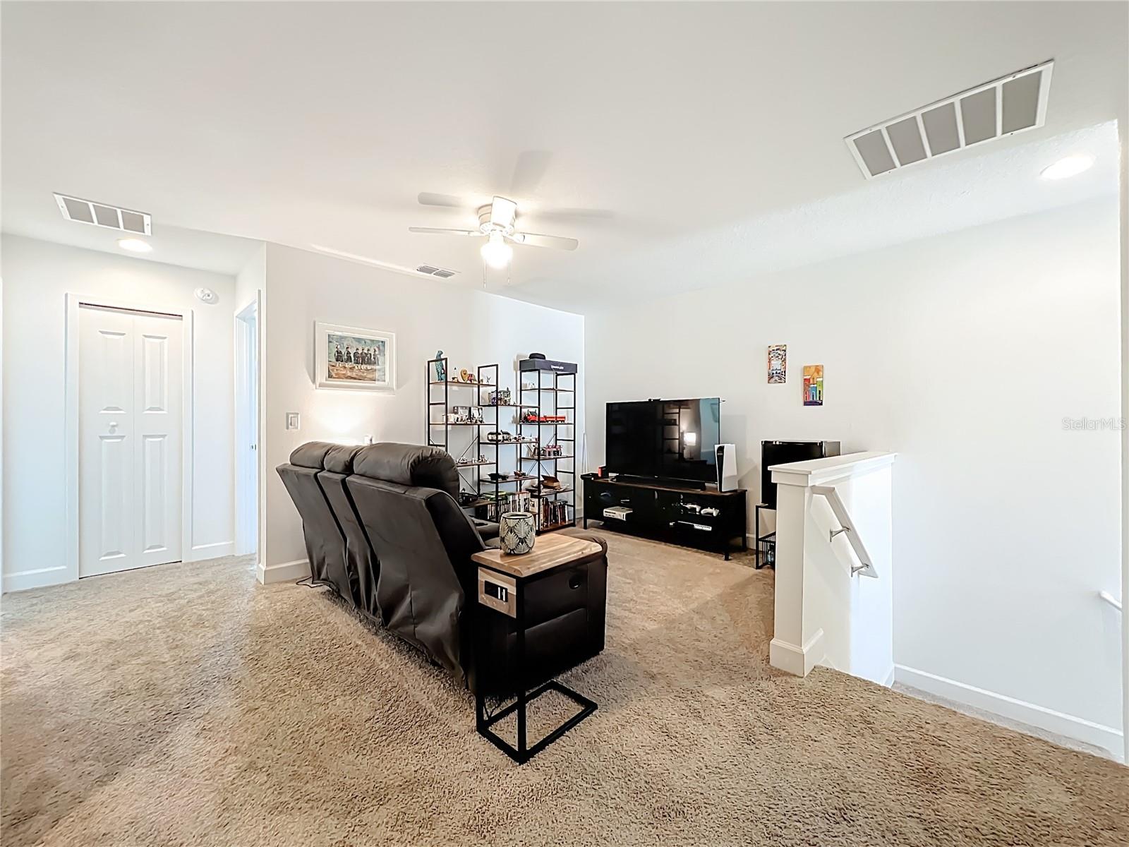 TOWNHOMES AT RIVERS EDGE - Residential