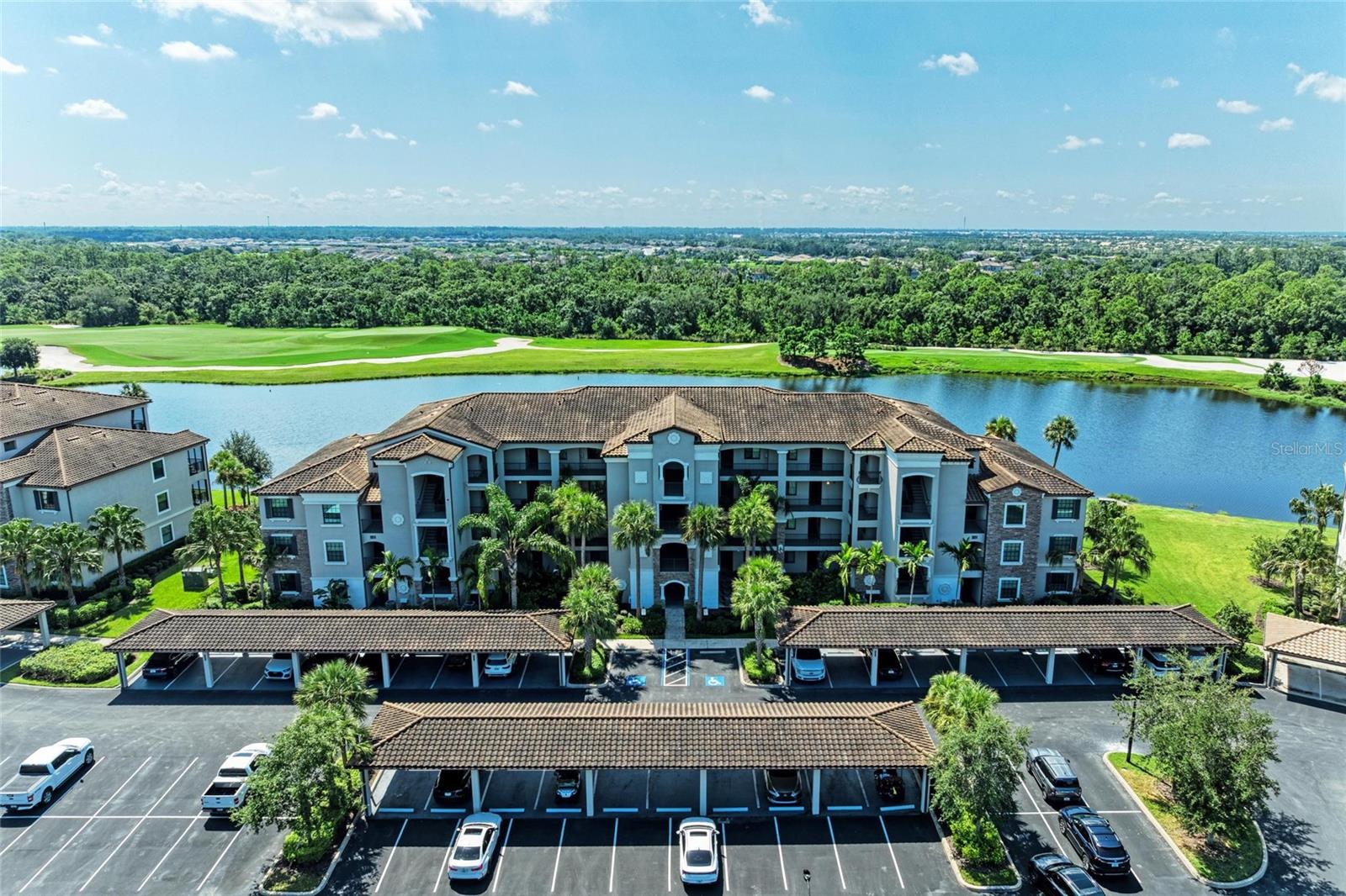 LAKEWOOD NATIONAL - Residential
