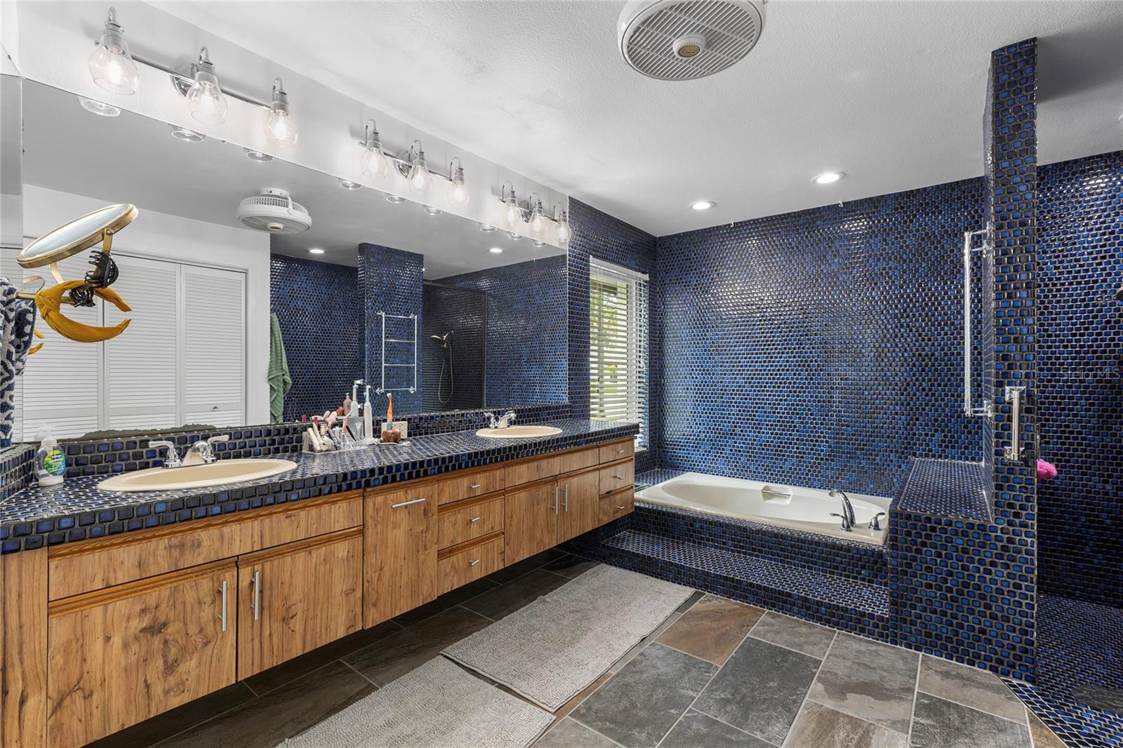 SWEETWATER SUB THIRD ADD - Residential Lease