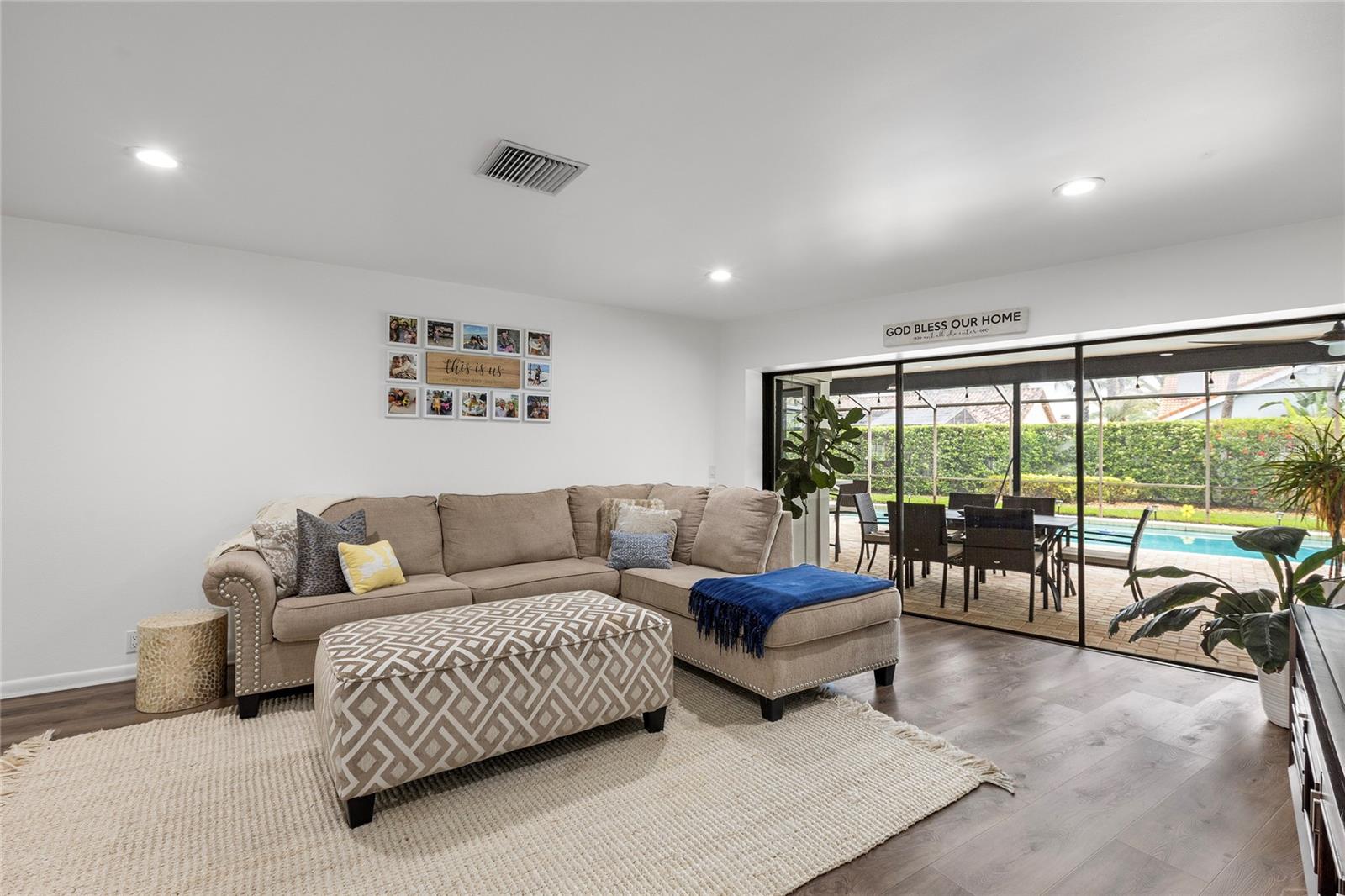 SWEETWATER SUB THIRD ADD - Residential Lease