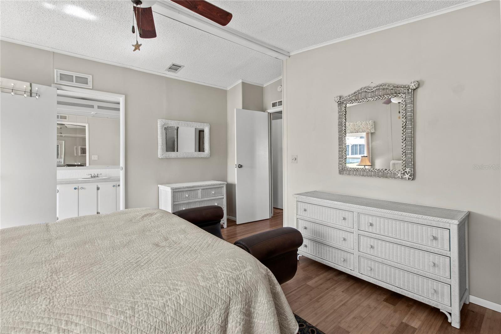 RIDGEWOOD MEADOWS PH II & III - Residential