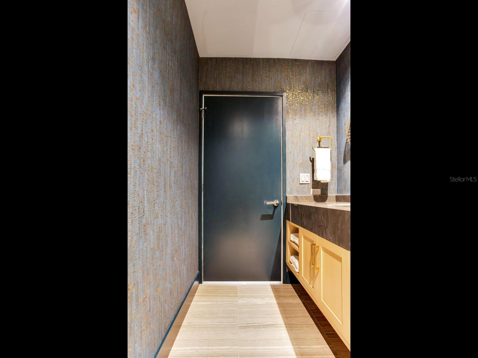 3015 BAY OAKS CONDOMINIUM - Residential