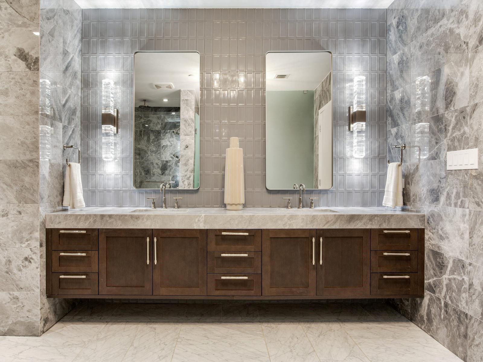 3015 BAY OAKS CONDOMINIUM - Residential