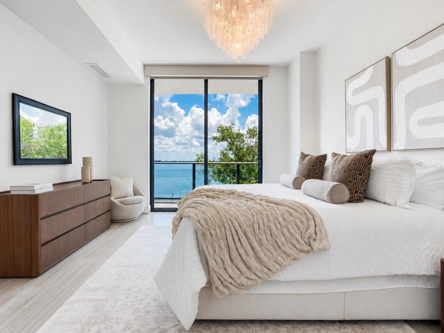 3015 BAY OAKS CONDOMINIUM - Residential