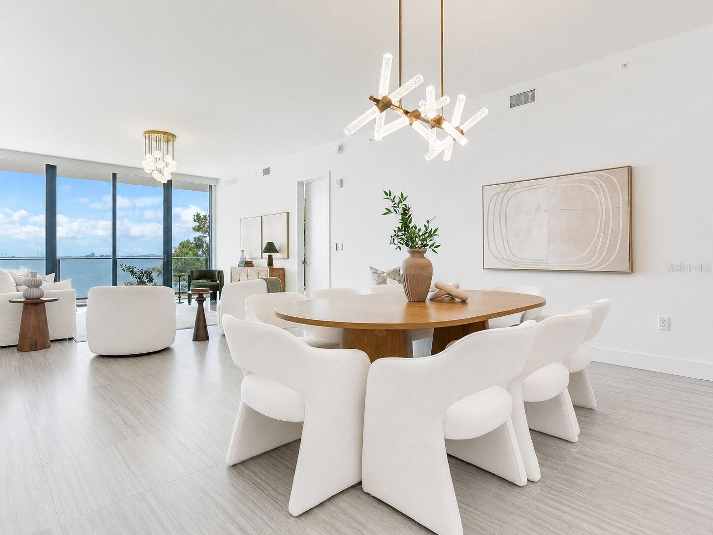 3015 BAY OAKS CONDOMINIUM - Residential