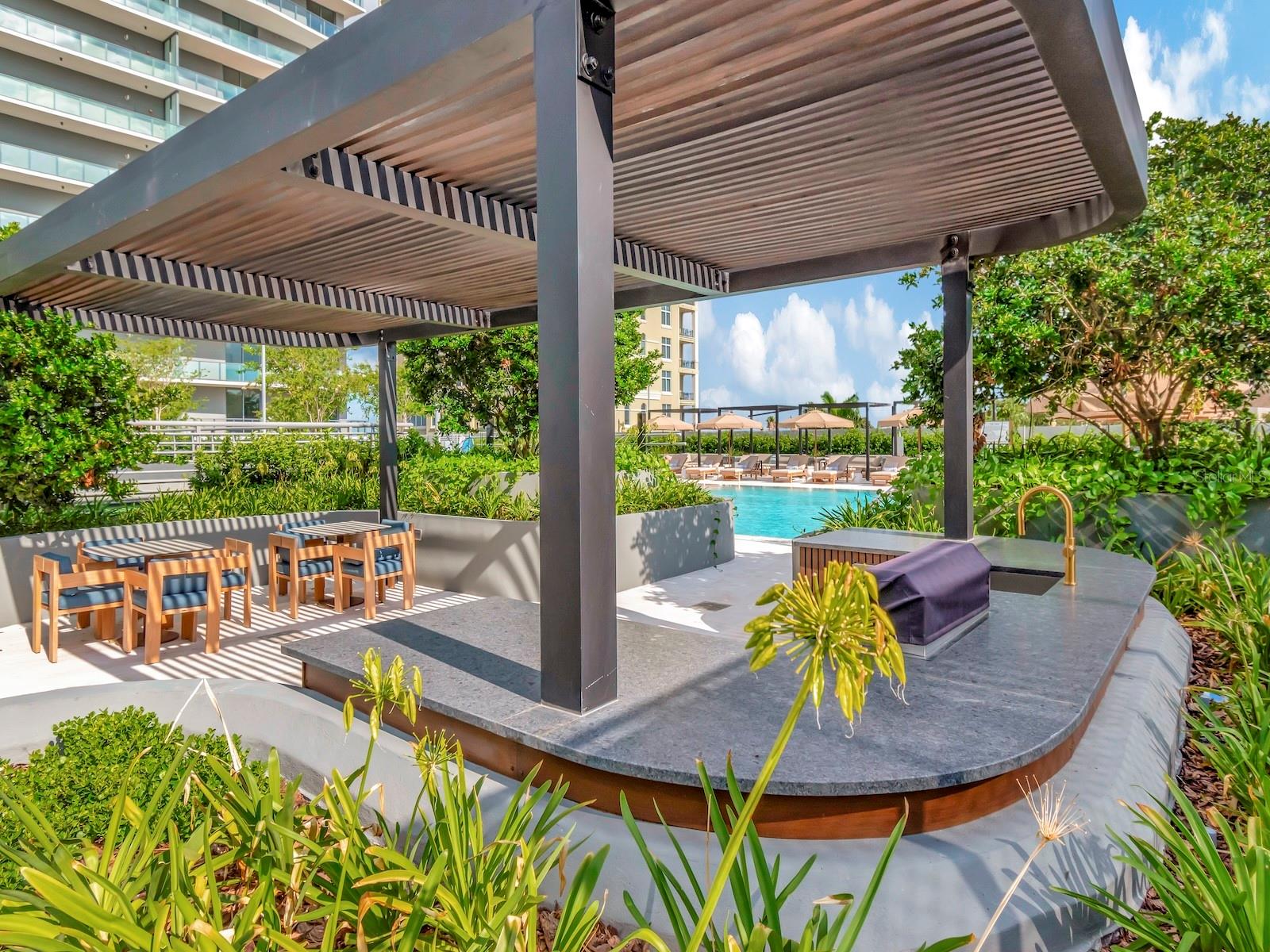 3015 BAY OAKS CONDOMINIUM - Residential