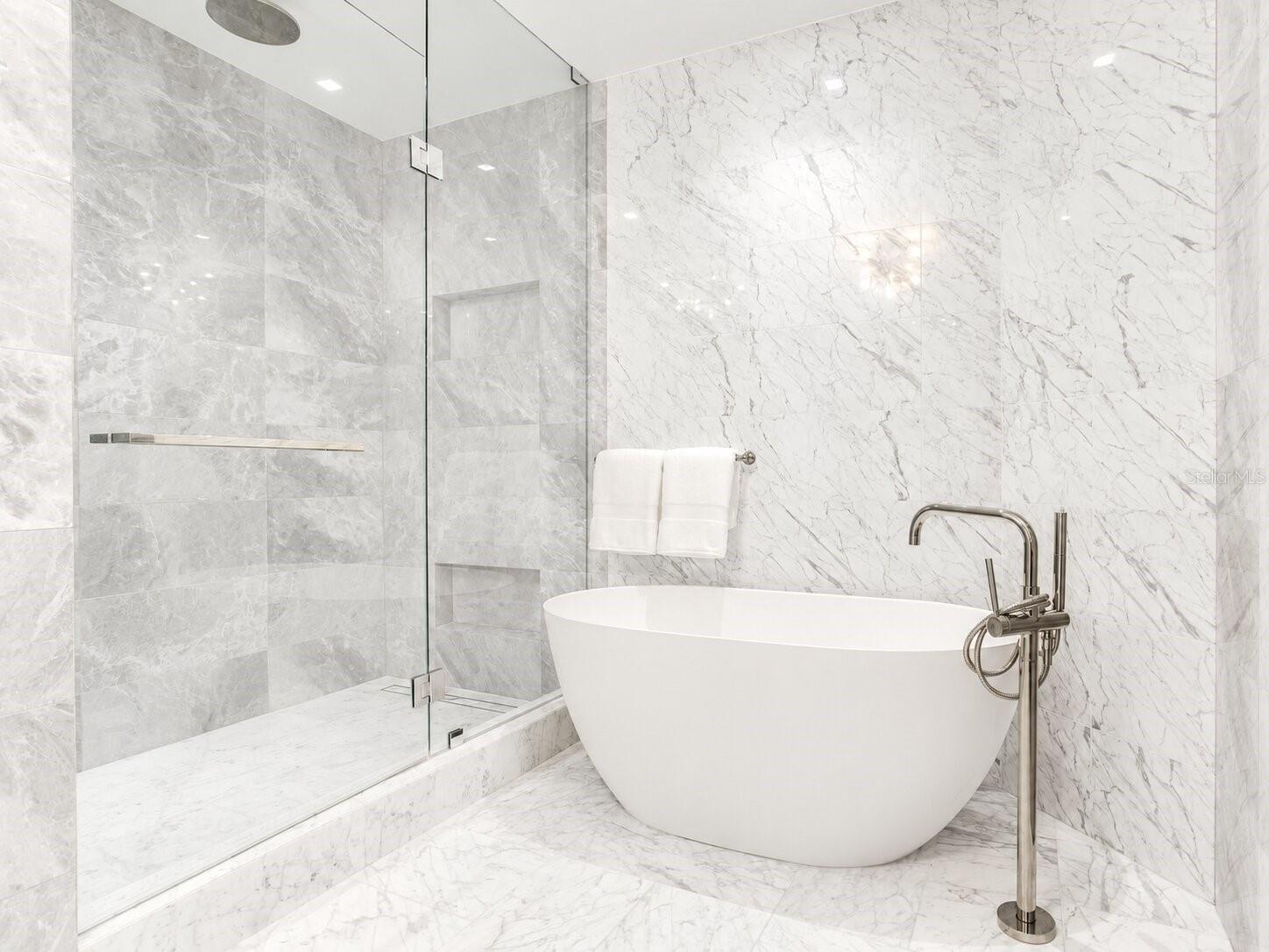 3015 BAY OAKS CONDOMINIUM - Residential