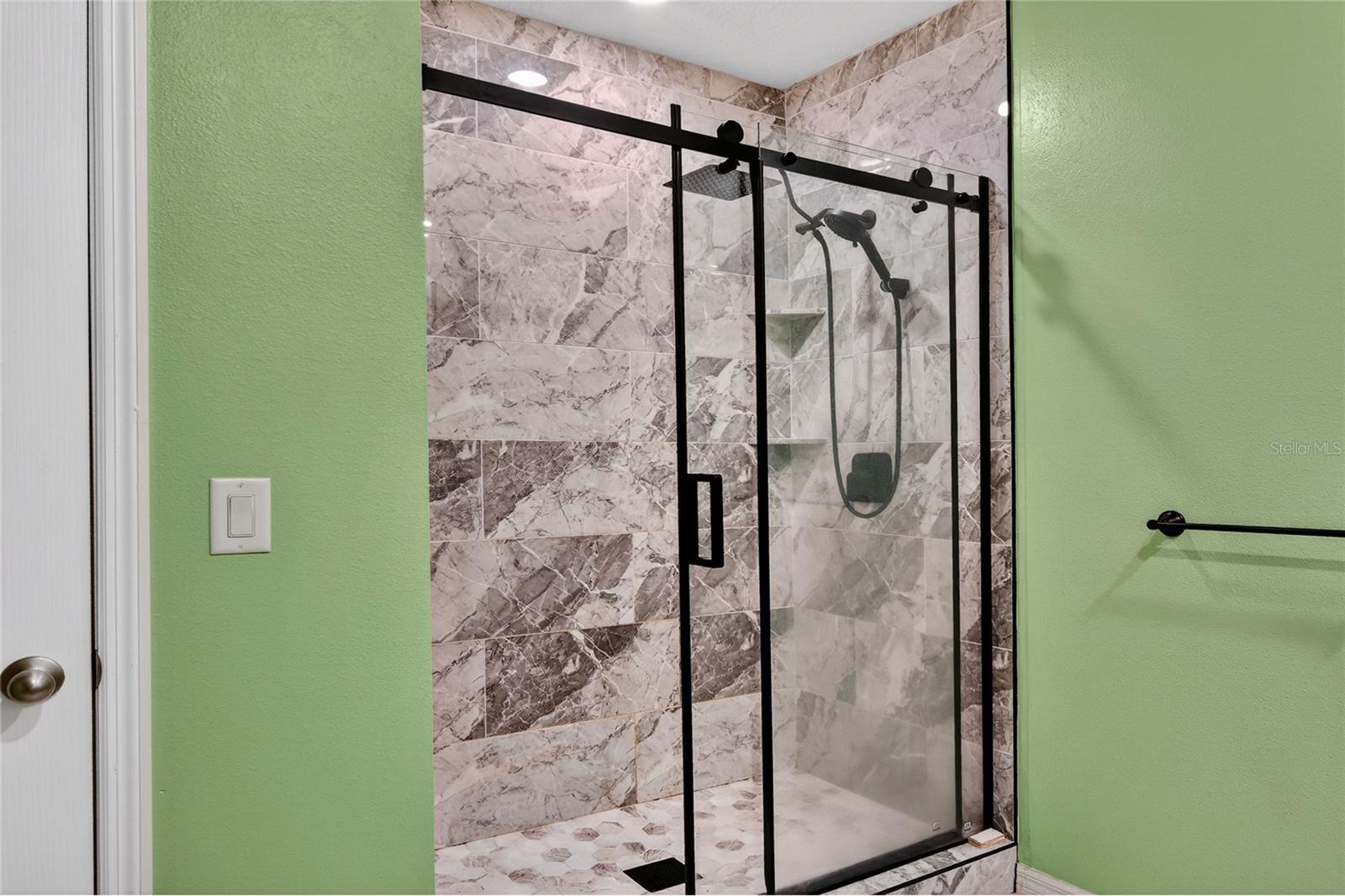 JACE LNDG - Residential