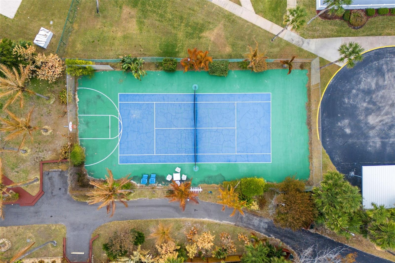 SATURN CONDO - Residential