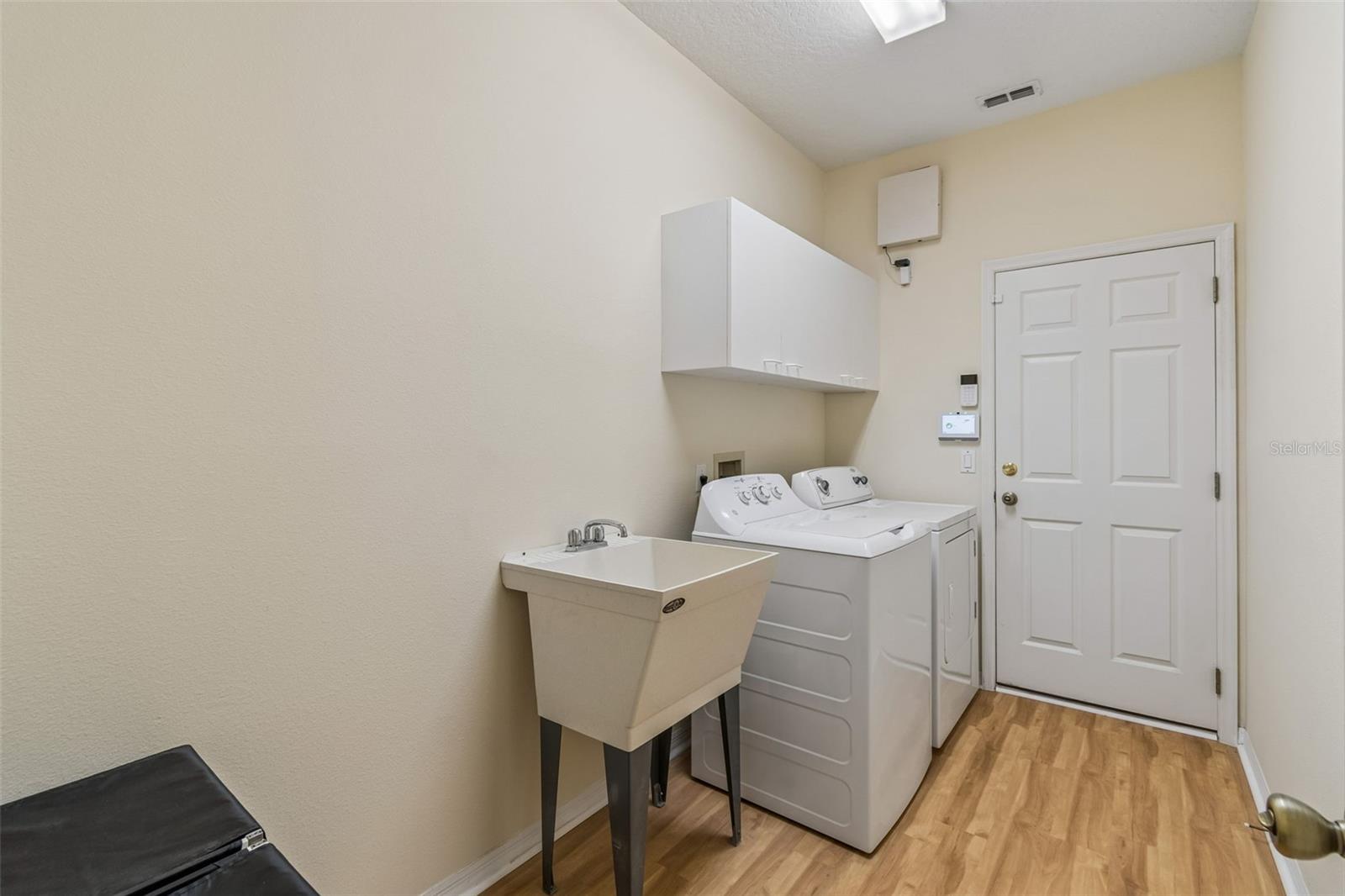 EMERALD FOREST - Residential