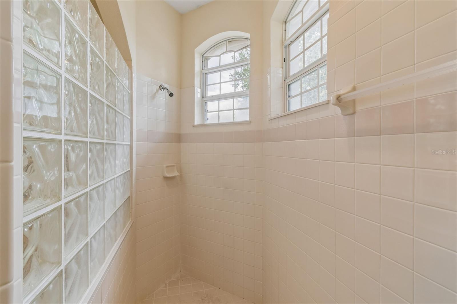 EMERALD FOREST - Residential