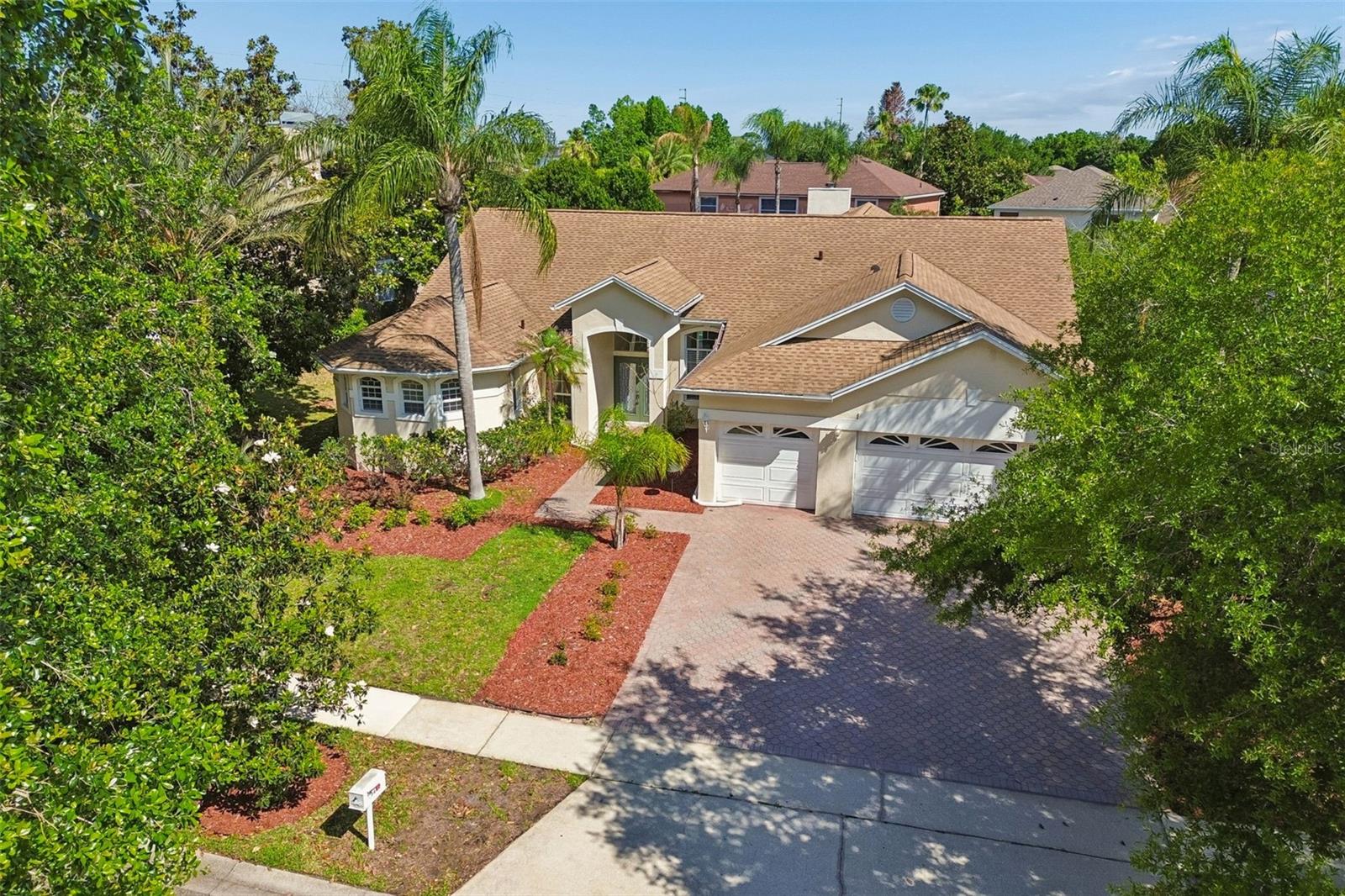 8607 TERRACE PINES COURT