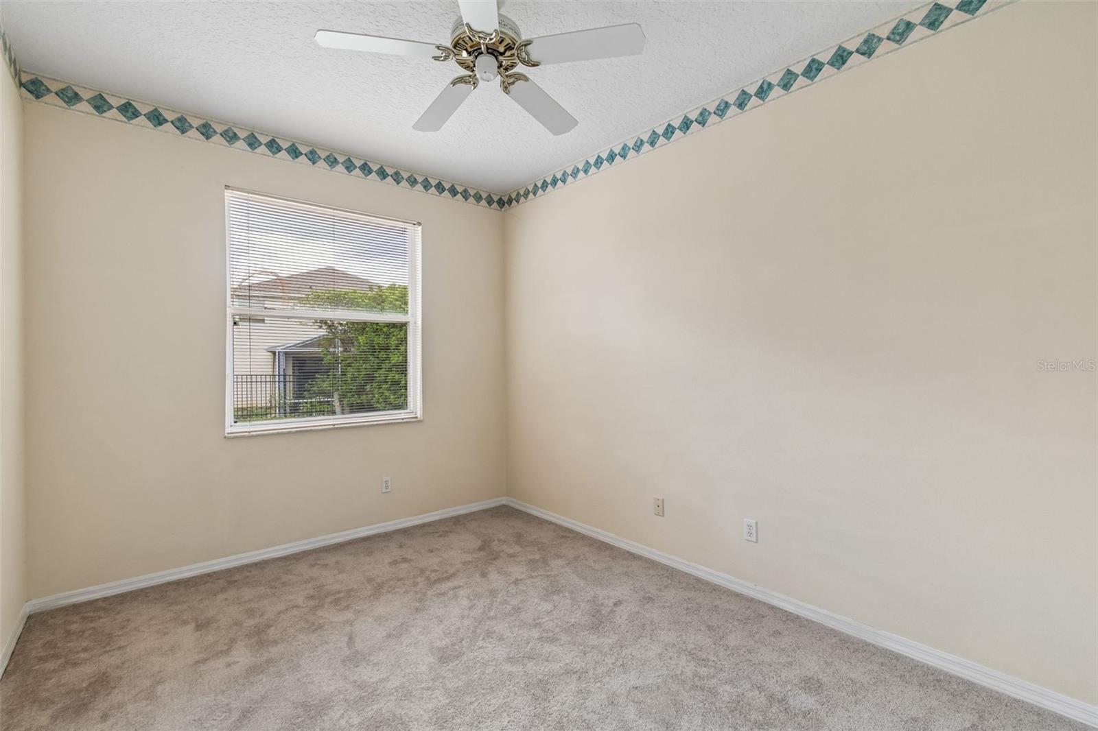 EMERALD FOREST - Residential