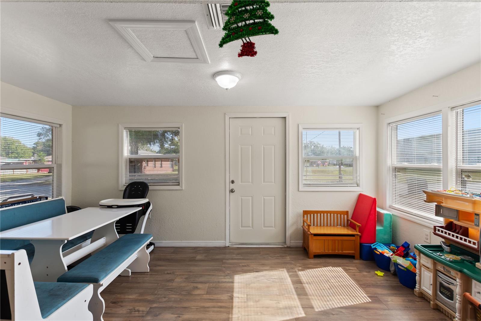 LENA VISTA SUB - Residential