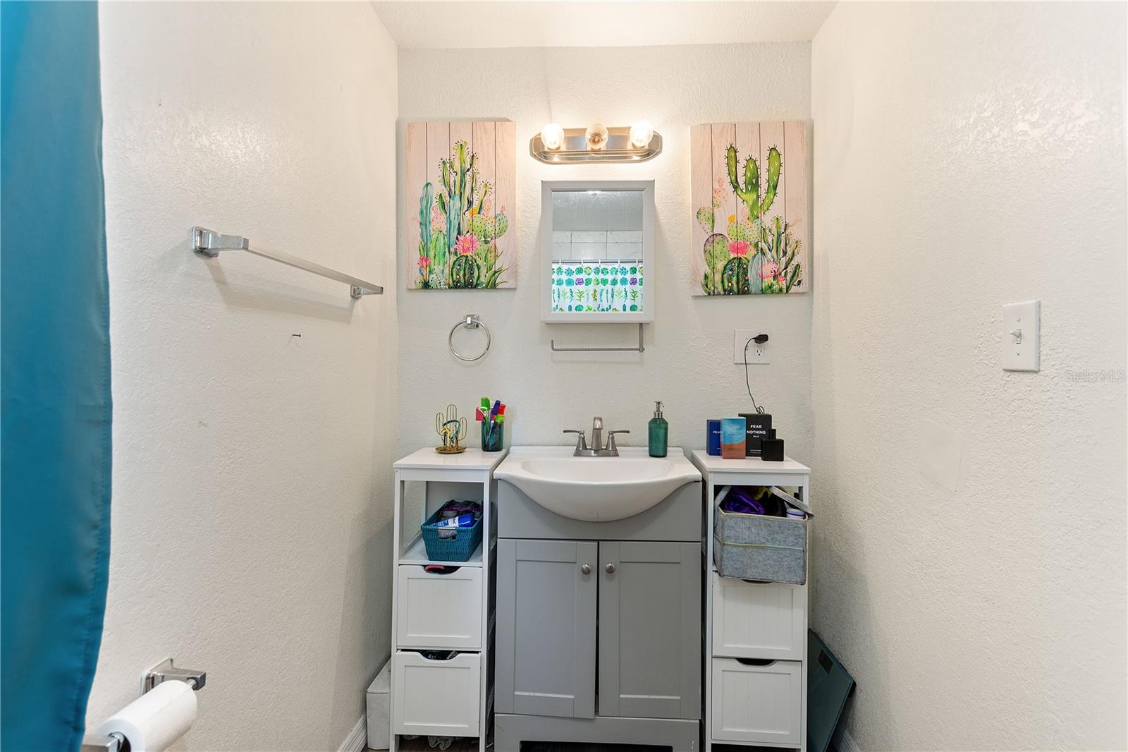 LENA VISTA SUB - Residential