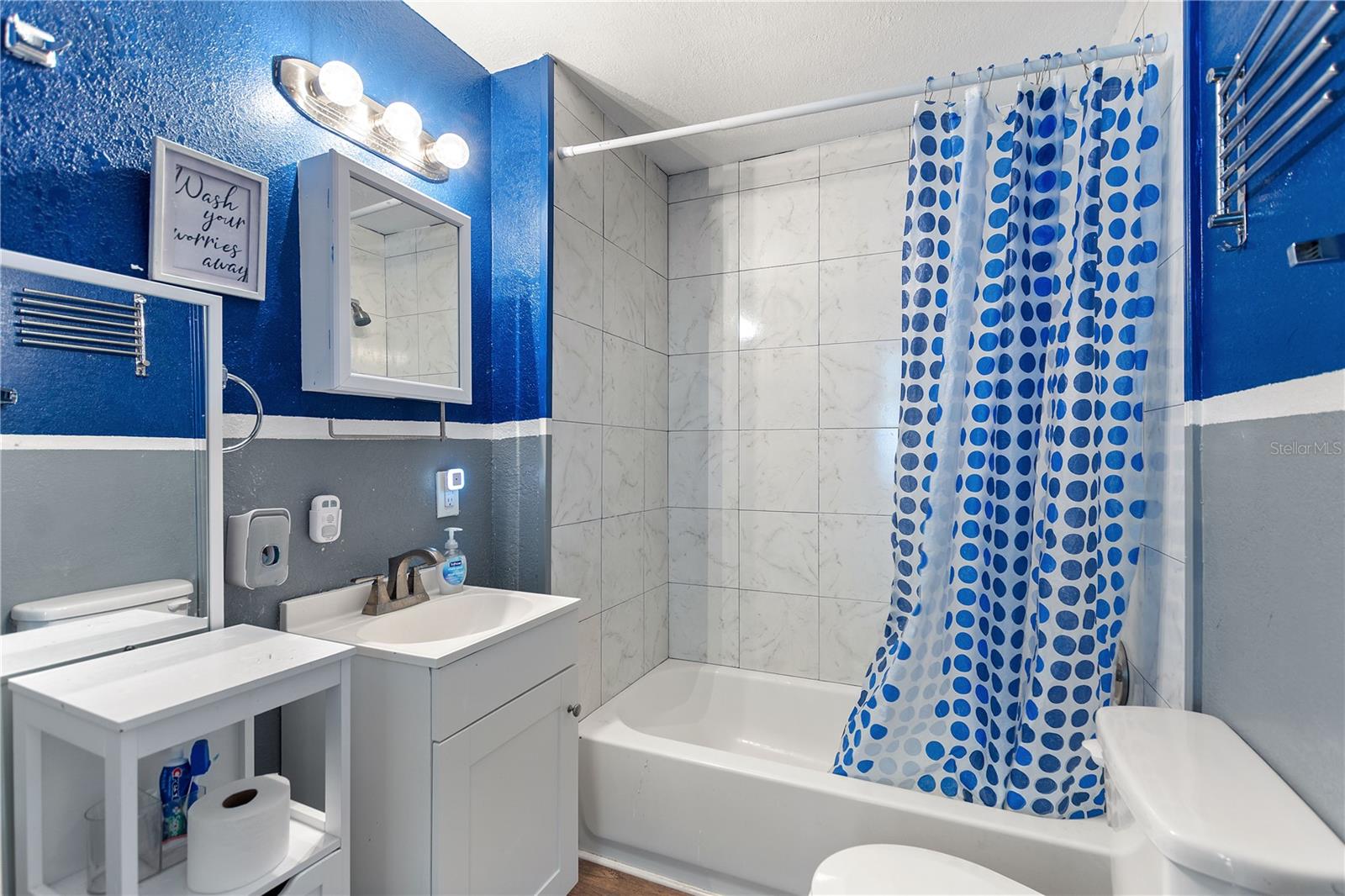 LENA VISTA SUB - Residential